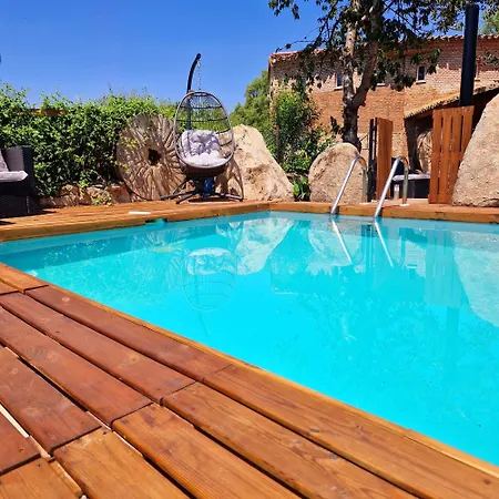 Complejo Oasis Sobre El Rio Huerta (Salamanca)