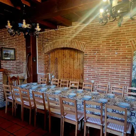 Complejo Oasis Sobre El Rio Huerta (Salamanca)