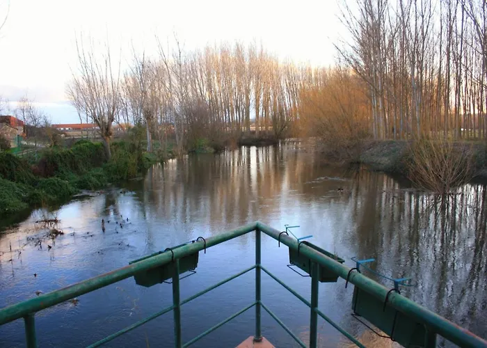 아파트 Complejo Oasis Sobre El Rio *