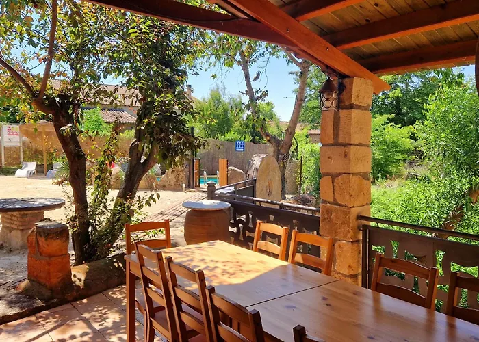 Complejo Oasis Sobre El Rio Huerta (Salamanca)